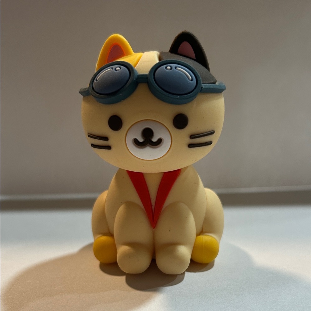 SMOKO Astro-Cats Collectible Figure